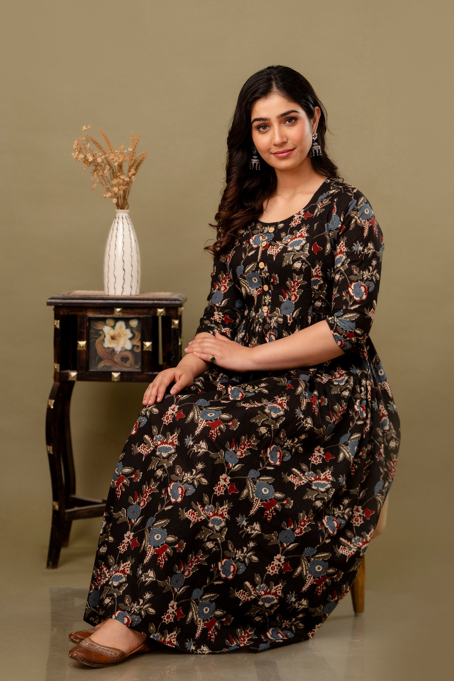 Black Print Feeding & Maternity Dress - Image 5