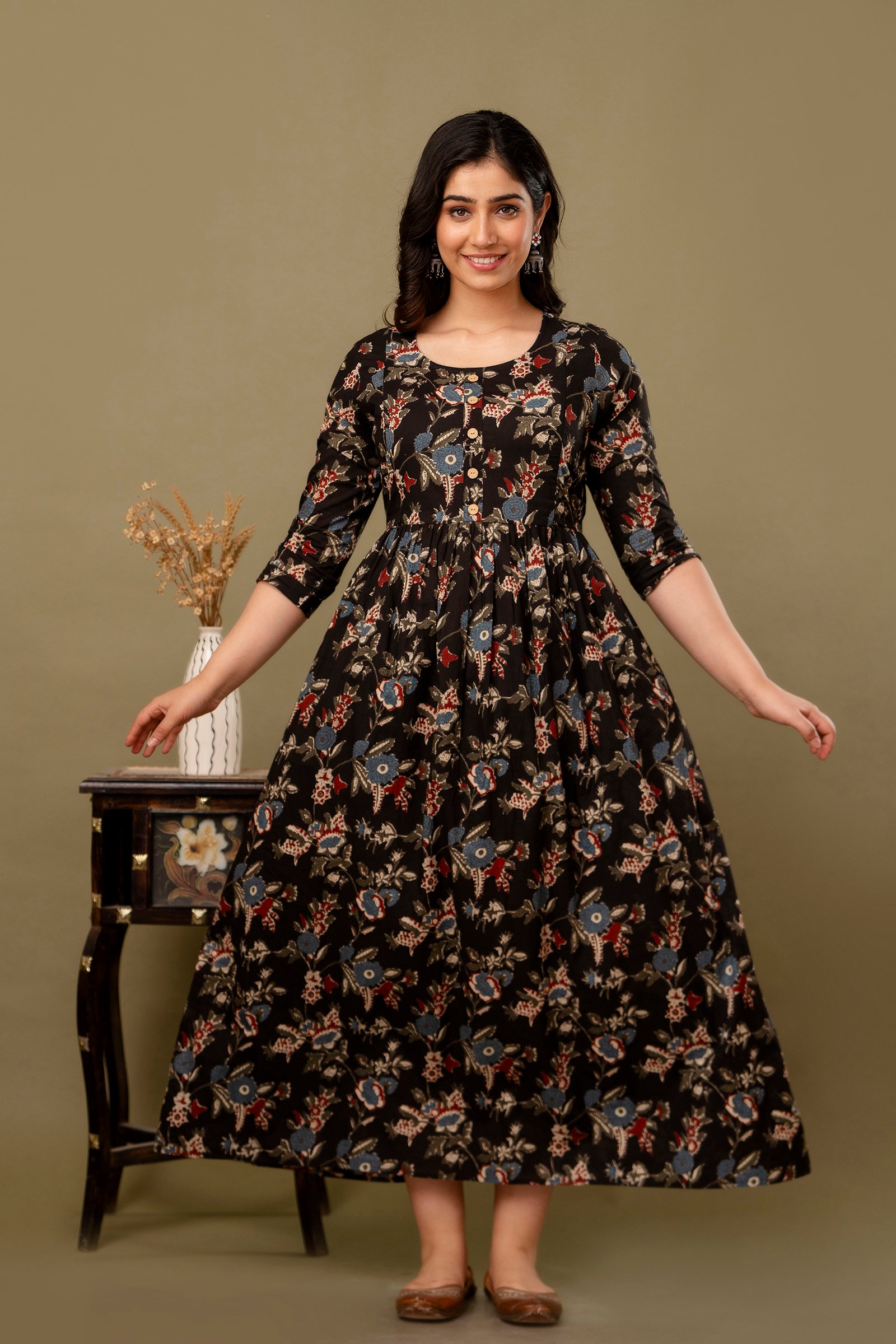 Black Print Feeding & Maternity Dress - Image 9